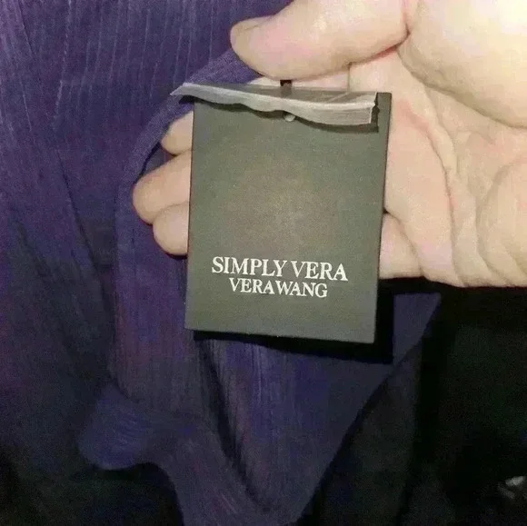 Simply Vera Womans Blouse Size S. - Picture 5 of 12